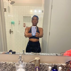 Meet your Posher, Ramona